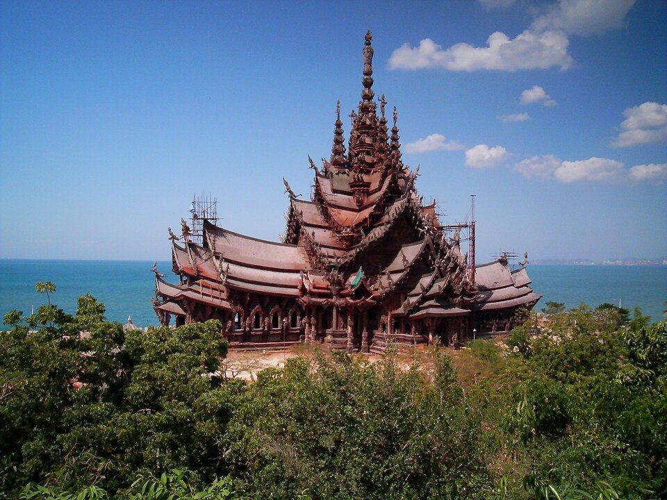 Sanctuary of Truth (Wahrheitstempel)